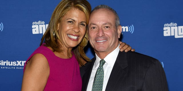 Hoda Kotb announced the end of her engagement to Joel Schiffman.