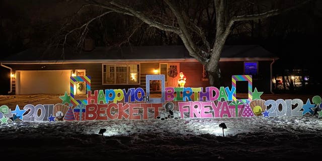Beckett and Freya Humenny, who both recently turned 10, first made headlines in 2012 after being born in different years. They celebrated their birthdays by taking a family trip to a bowling ally near their Minnesota home.