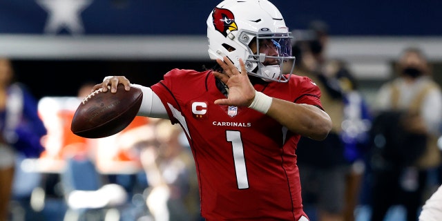 Arizona Cardinals quarterback Kyler Murray throws a pass against the Dallas Cowboys on January 2, 2022 in Arlington, Texas.