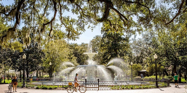 Savannah, Georgia, has Spanish moss trees, fascinating history, antibalum architecture and delicious food.
