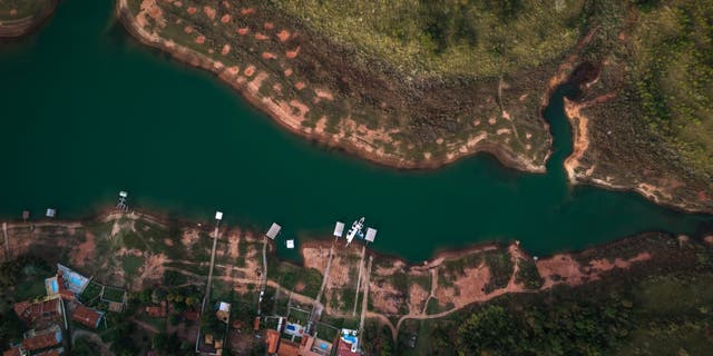 Low water levels in the Rio Grande River during a drought at the Furnas Reservoir in Furnas, Minas Gerais state, Brazil, on Monday, June 28, 2021. (Getty Images)