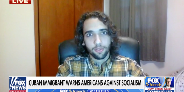 Justo Antonio Triana appeared on 'Fox and Friends Weekend' on Saturday, ene. 22, 2022, to share his concerns about his fellow students' mistaken beliefs about socialism. There is no opportunity in Cuba, él dijo, "to have a life with dignity and basic human rights."