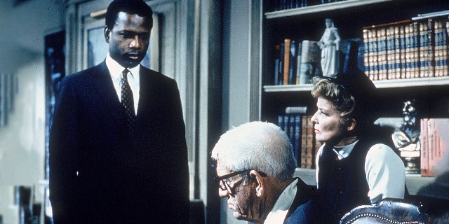 Sidney Poitier with American actors Spencer Tracy (1900 - 1967) and Katharine Hepburn (1907 - 2003).