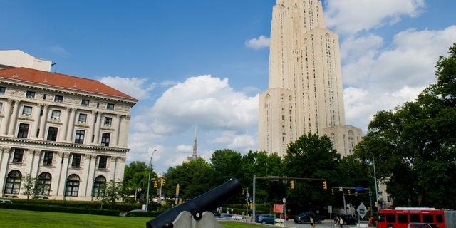 Pittsburgh Pennsylvania in Oakland with the University of Pittsburgh Cathedral of Learning building education. (Photo by: Education Images/Universal Images Group via Getty Images)