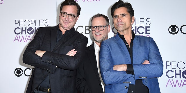 Desde la izquierda: Bob Saget, Dave Coulier and John Stamos. The three starred on "Casa llena" and the reboot "Fuller House."