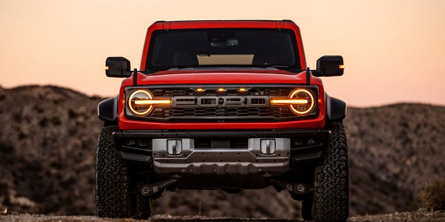 The Bronco Raptor is so wide that it requires amber indicator lights.