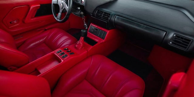 The Cizeta-Moroder V16T's interior features the simple styling common among supercars of the era.