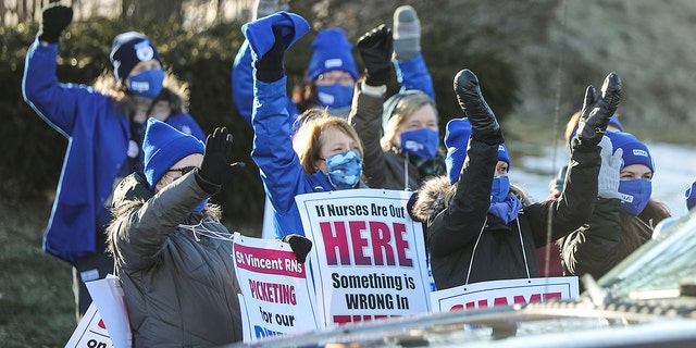 On March 7, 2021, more than 300 people announced strikes in front of St. Vincent Hospital as union nurses in Worcester, Massachusetts. 