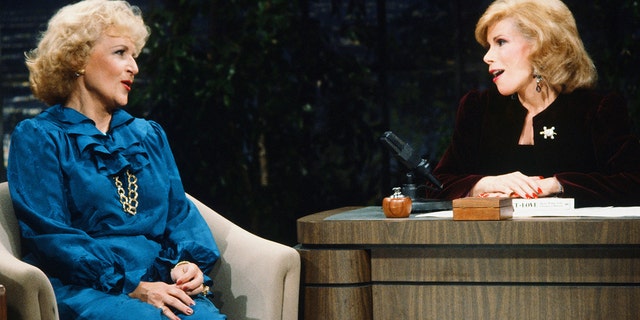 This 1983 interview of Betty White and Joan Rivers on "The Tonight Show starring Johnny Carson" is going viral after the "Golden Girls" star's death. 