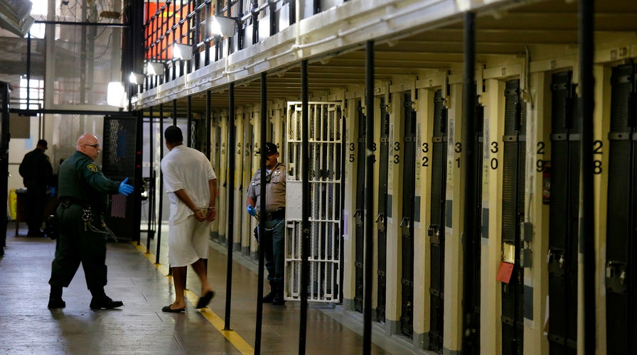 California Inmates In Separate Prisons Killed In Attacks | Fox News