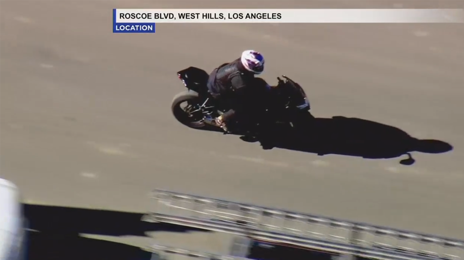 Los Angeles motorcyclist topping 130 mph dies