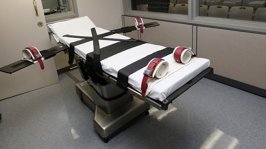 Texas lawmaker proposes bill to abolish death penalty in Lone Star State: 'I think sentiment is changing'