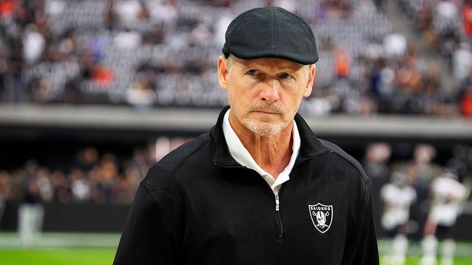 Raiders fire GM Mike Mayock after 3 季节