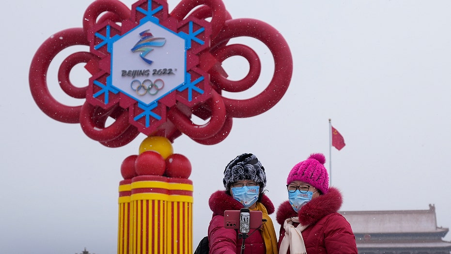 中国はウイルスの懸念の中で3日間のオリンピック聖火リレーを義務付けています