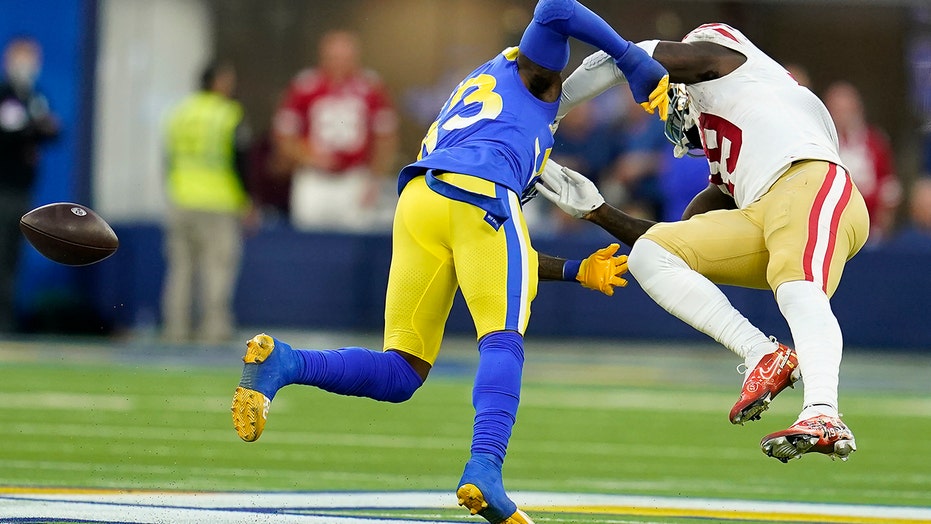 49ers' Deebo Samuel takes huge shot on pass play vs Rams