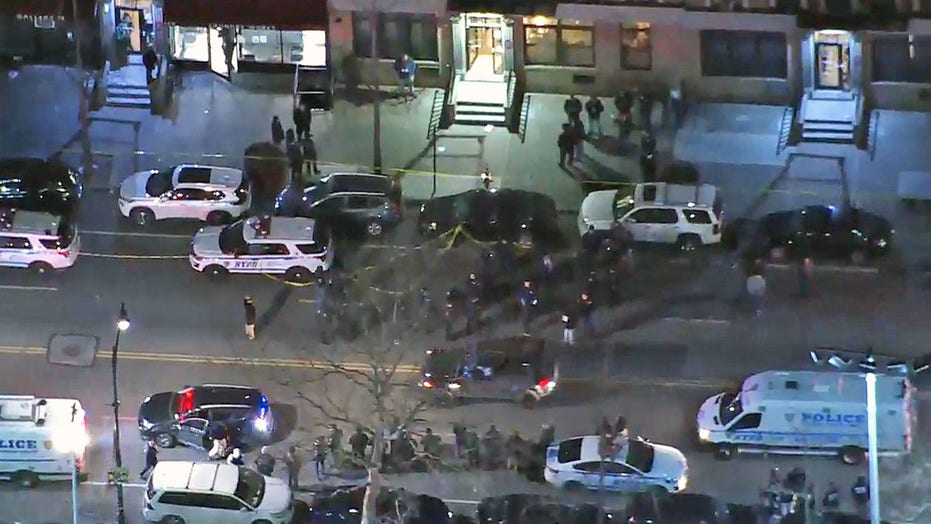 New York City cops shot dead in Harlem, bronne sê