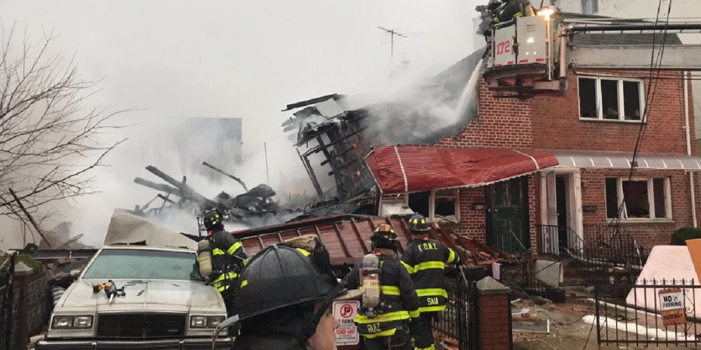 NYC gas explosion levels 3 homes, displaces 2 families after fire spreads from vacant building - Vimarsana News