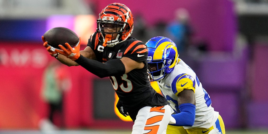 Super Bowl 2022: Tyler Boyd's drop dooms Bengals' critical drive