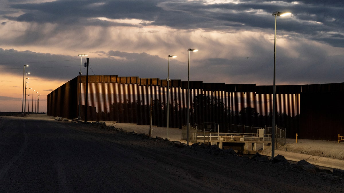 border fence Arizona