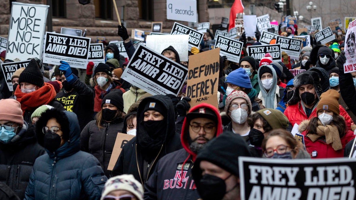 amir locke, minneapolis, no-knock warrant, protests