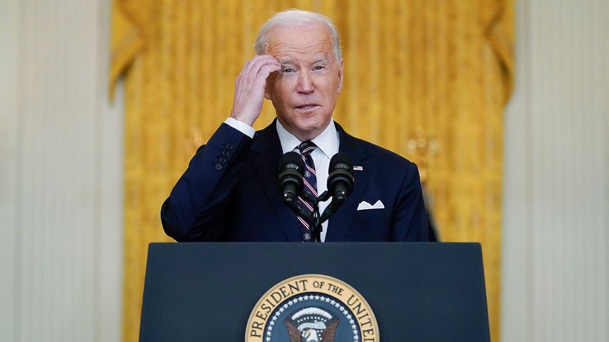 Biden Ukraine Russia sanctionc