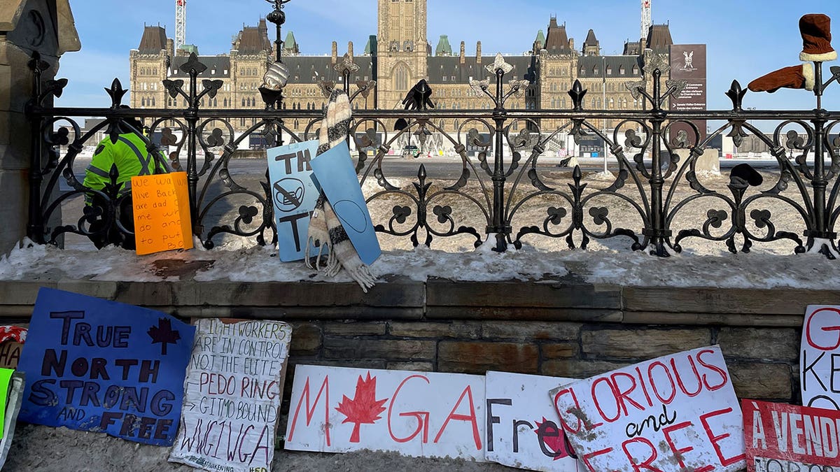 Protest in Canada for truckers protesting vaccine mandate