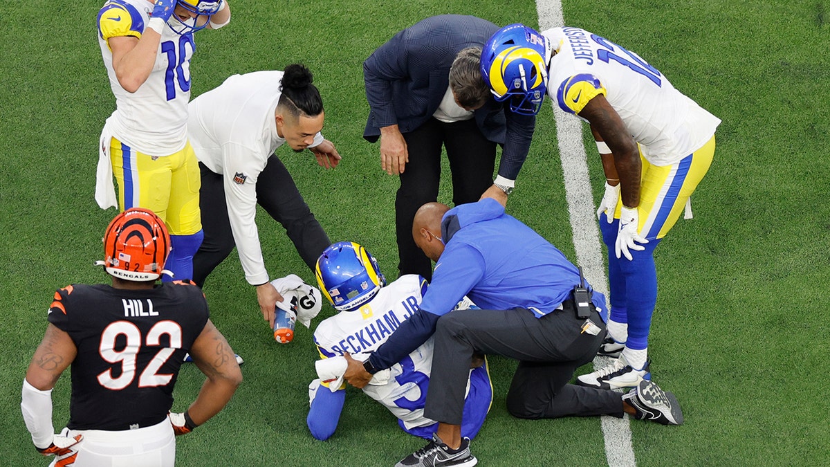 Odell Beckham Jr. injury: Rams WR likely suffered torn ACL in Super Bowl  LVI