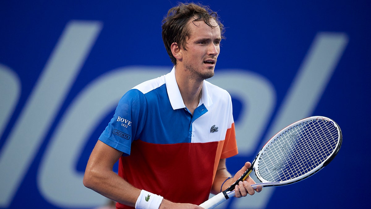 Tennis: Russian star Daniil Medvedev comfortably goes past Arthur