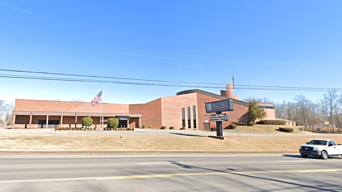 Hilldale Baptist Church in Clarksville, TN (Google Maps)