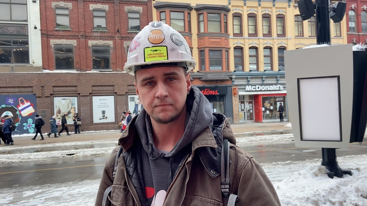 An Ottawa local expresses his support for the "Freedom Convoy" movement