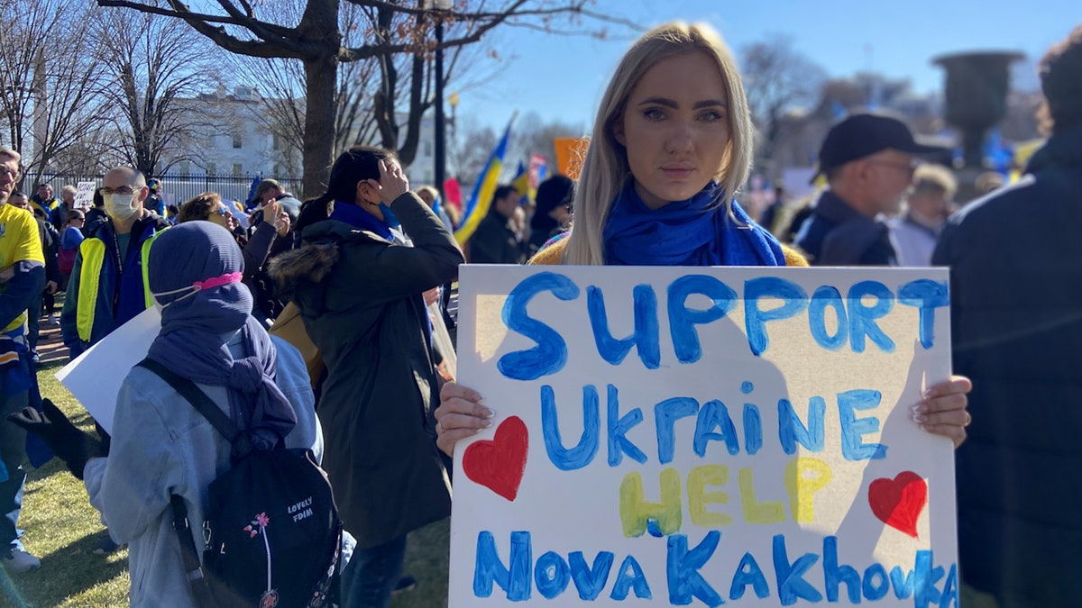 Thousands of protesters supporting Ukraine gathered in Washington D.C. 