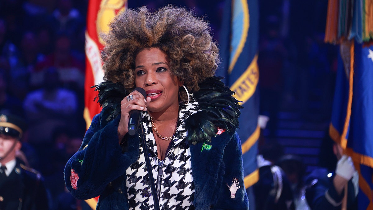 Macy Gray says America left her 'traumatized' | Fox News