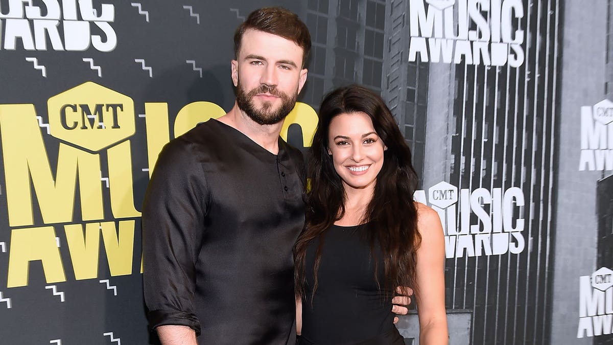 Sam Hunt and wife Hannah Lee Fowler welcome baby girl weeks after calling  off divorce | Fox News