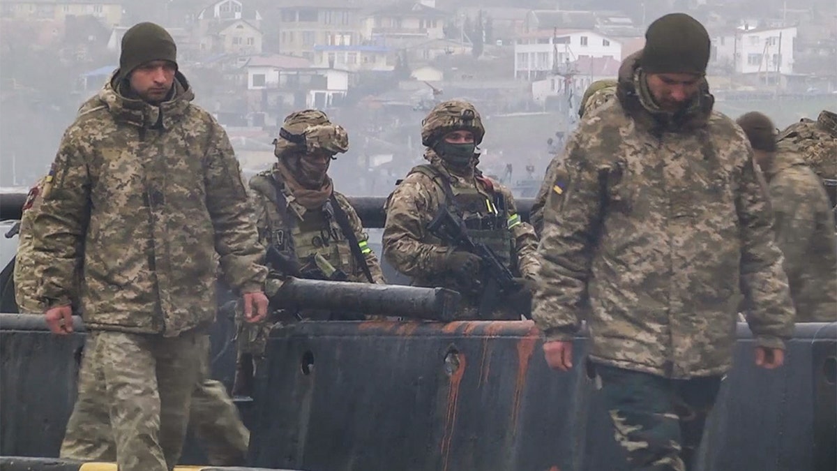 Ukrainian servicemen captured
