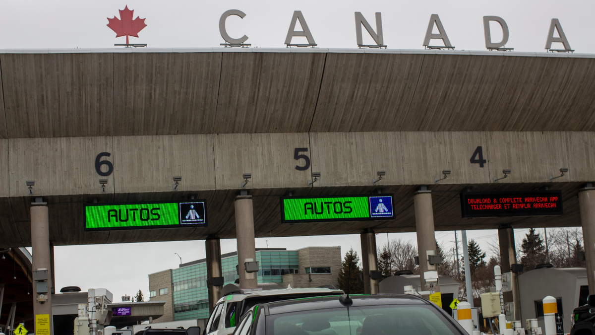 The U.S-Canada border as viewed from the US side