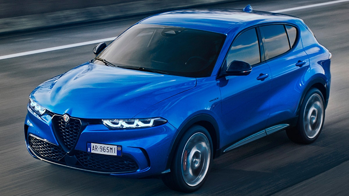 Stelvio hybrid plug in discount