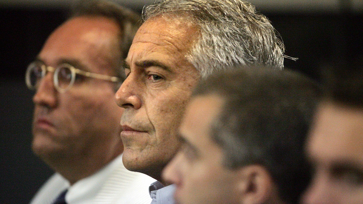 Jeffrey Epstein in 2008 court appearance