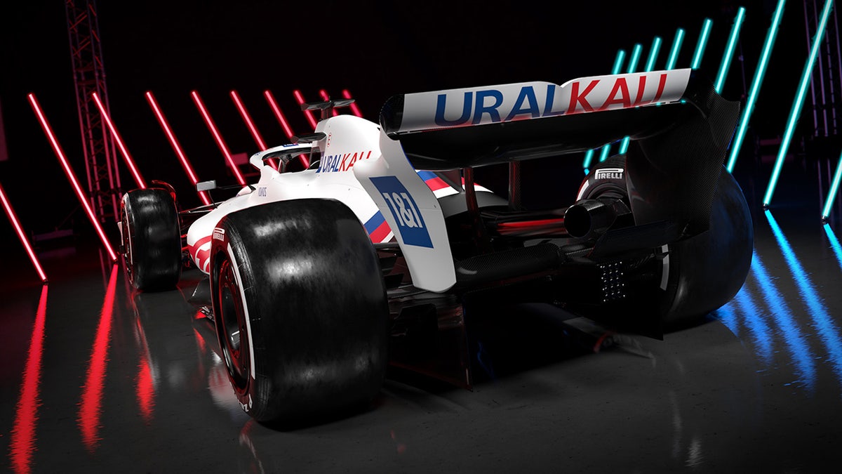 American Haas F1 team first to reveal new 2022 car | Fox News