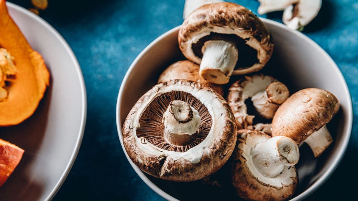 shiitake mushrooms in bowl