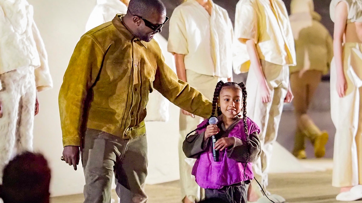 Kanye West with daughter North West 