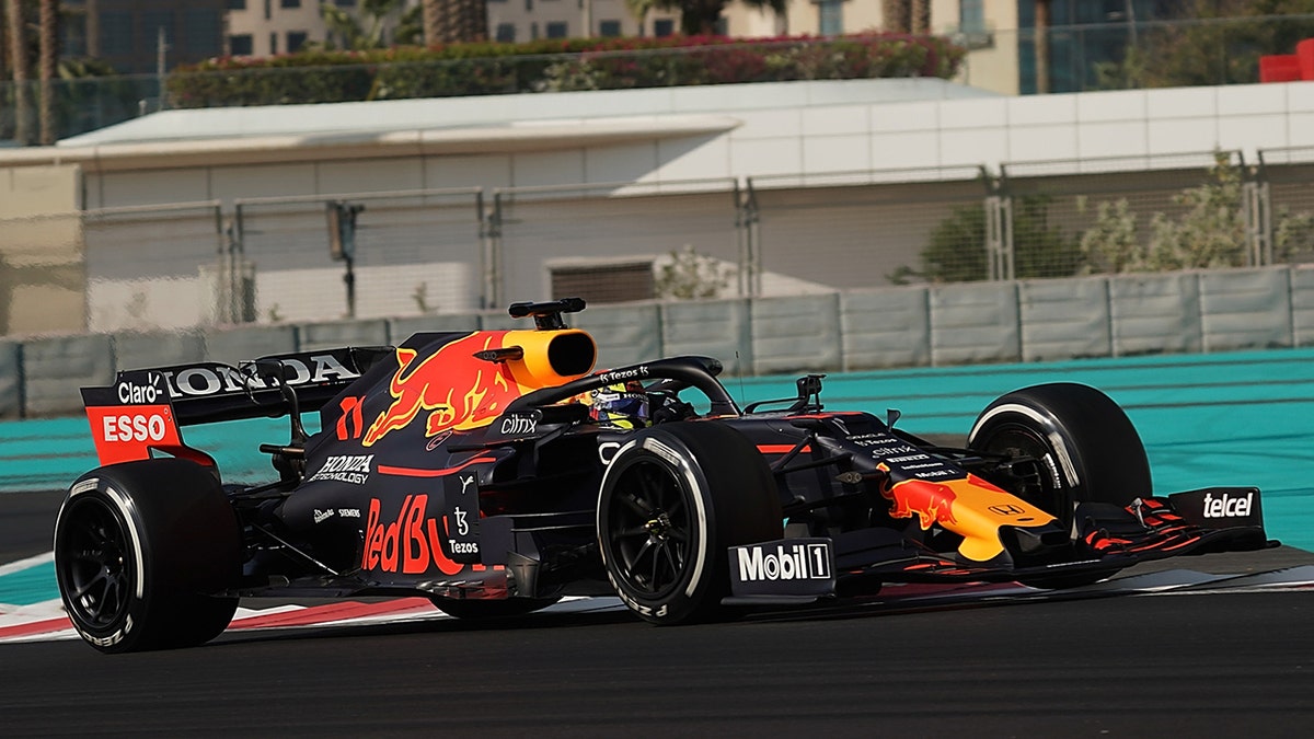 The RB18's design differs significantly from Red Bull's 2021 car, which was built under a different set of regulations.