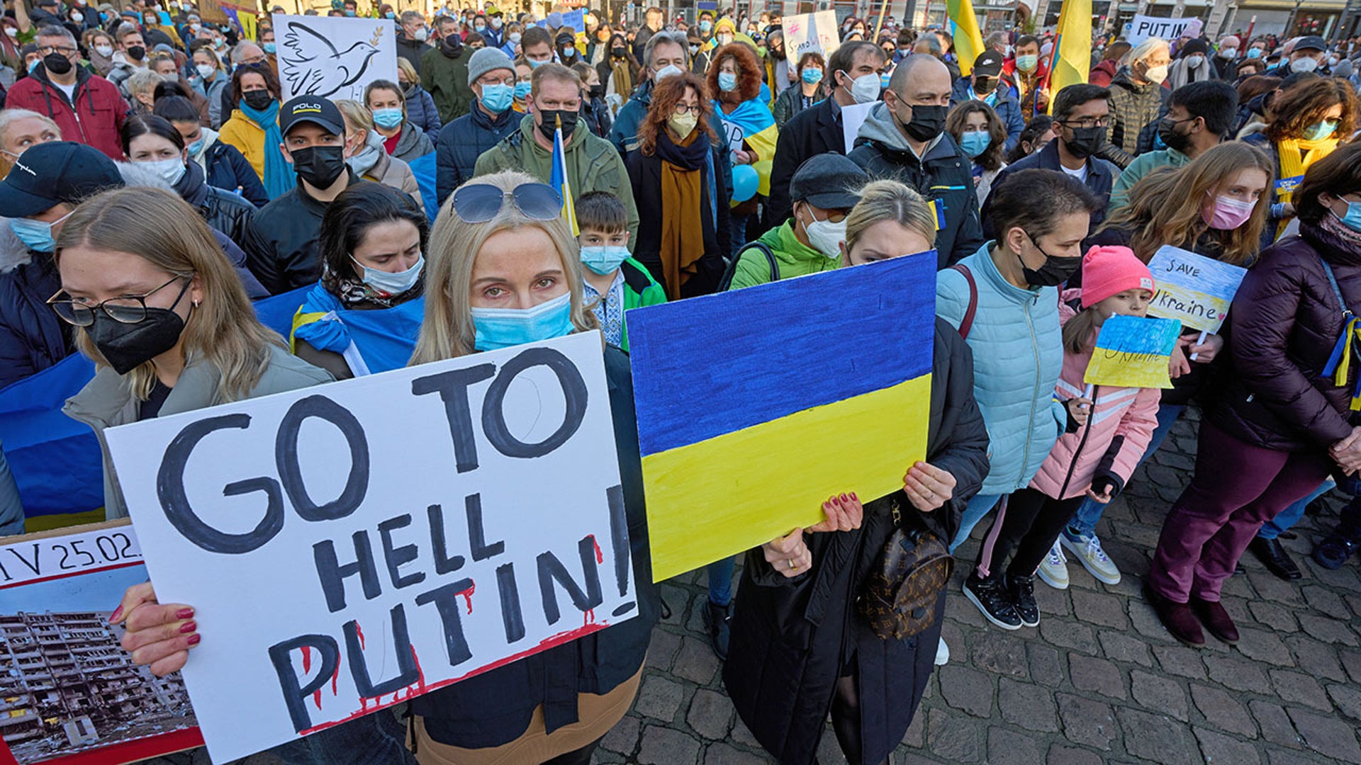 PHOTO GALLERY Kyiv under attack as Russia invades Ukraine Fox News