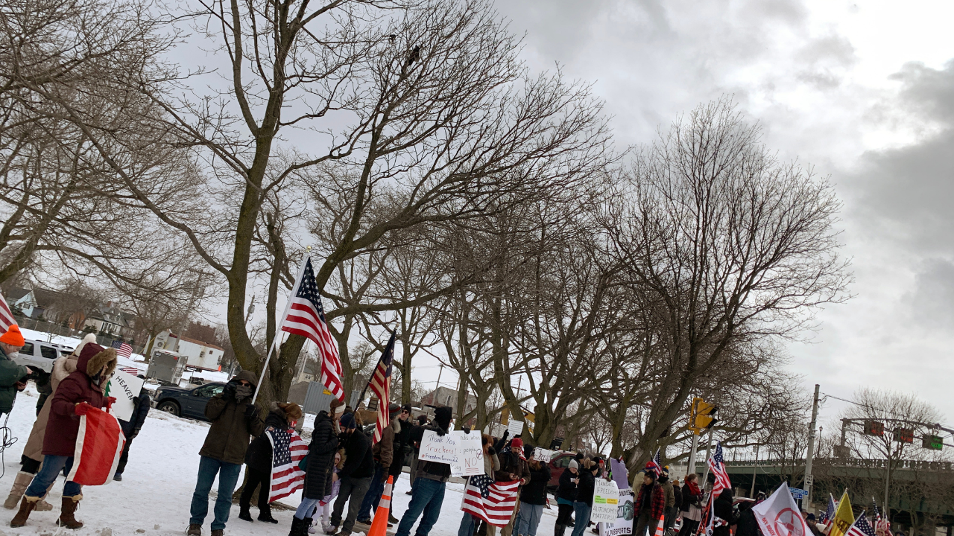 Freedom Convoy protesters gather near the Buffalo Peace Bridge.