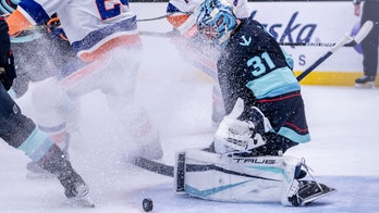 Zach Parise scores twice, Islanders topple tired Kraken 5-2