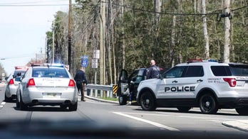 South Carolina deputies shoot man after shotgun carjacking attempt