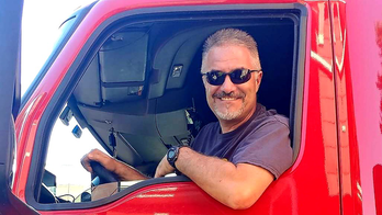 Canadian truckers get support from their American 'big-rig' brothers