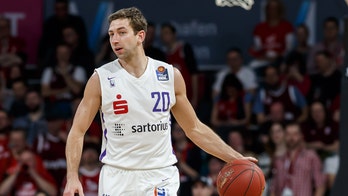 Son of NBA Hall of Famer John Stockton, other American basketball players flee Ukraine amid Russian invasion