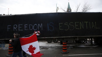 Ottawa police called 'tyrants,' 'criminals' after threatening Freedom Convoy truckers