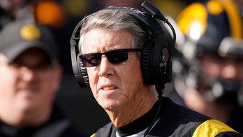 Iowa QB coach Ken O'Keefe moves to off-field role in program