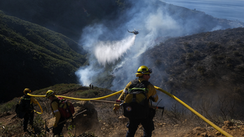 Emerald Fire: Laguna Beach blaze prompts evacuations, highway shutdown in California